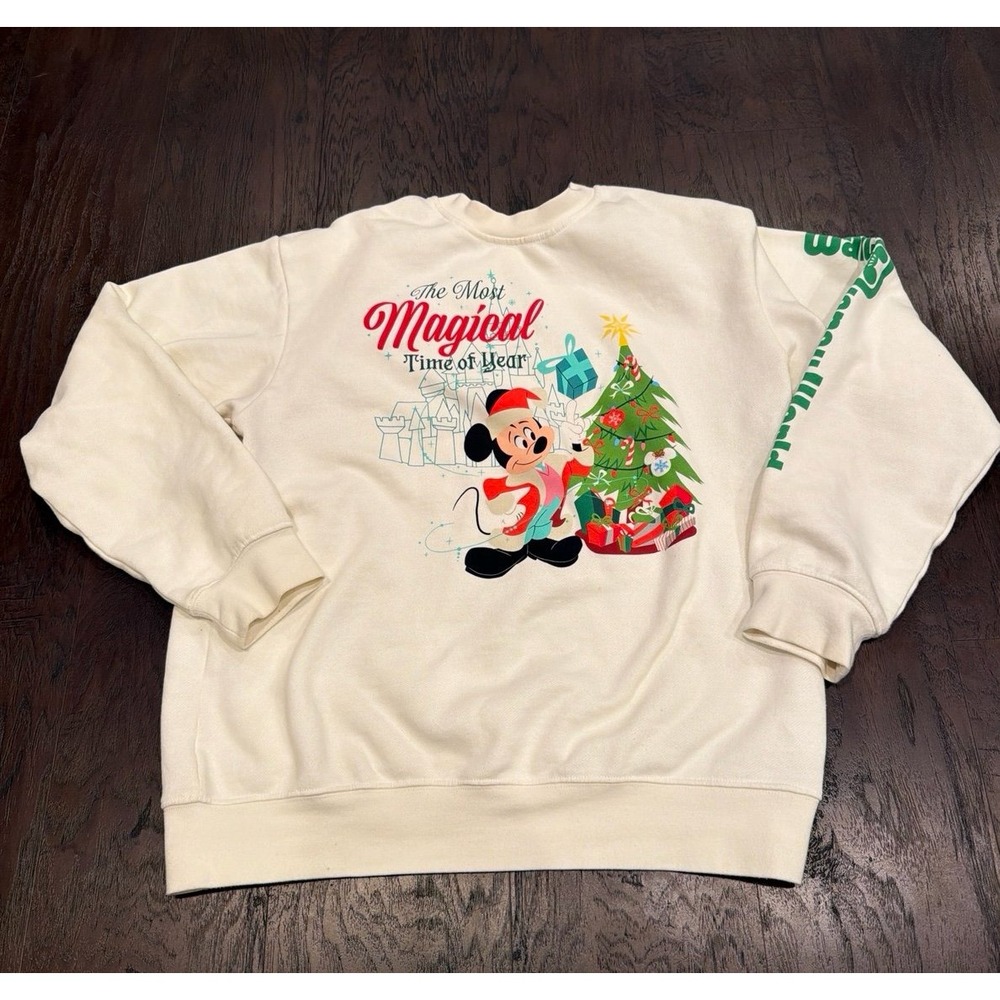 Disney Santa Mickey Sweatshirt Adults Medium 2023